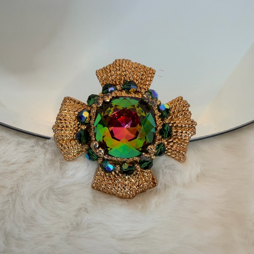 Rare Napier Vintage Maltese Cross Gold And Aurora Borealis Brooch - Picture 4 of 6